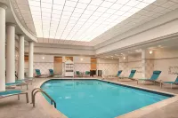 Radisson Hotel Cincinnati Riverfront - Pools