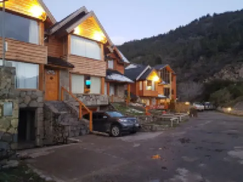 Cabañas Del Lacar Hotels in 