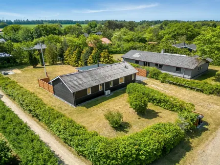 "Eira" - 350m to the Fjord