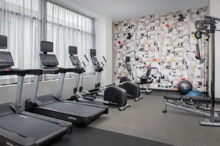 SpringHill Suites New York Queens Отели рядом с достопримечательностью «Музеум оф Мовинг Имедж»