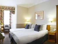 Riviera Town House - Pensions
