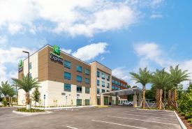 Holiday Inn Express STARKE by IHG