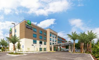 Holiday Inn Express Starke