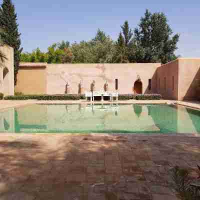 Palais Musee Claudio Bravo Fitness & Recreational Facilities