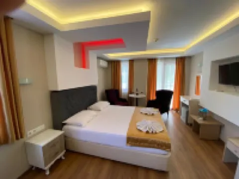 Arya Otel Các khách sạn ở İçmeler
