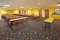 Holiday Inn Express & Suites Louisville South-Hillview Hotels in Hillview