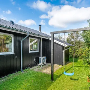 "Brenda" - 300m to the Fjord