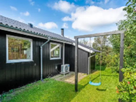 "Brenda" - 300m to the Fjord