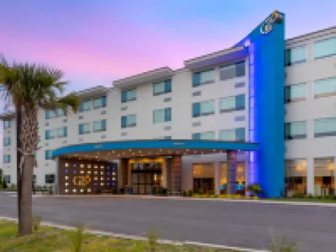 GLō Best Western Pooler - Savannah Airport Hotel Hotel di Pooler