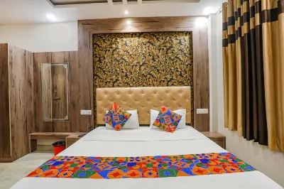 Fabexpress Shri Ram Kashi Hôtels à proximité de l'Aéroport d'Allahabad
