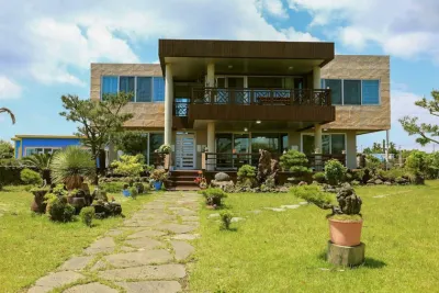 Seogwipo Arahyang Family House Pension Hotels in Seongsan llchulbong/Pyoseon-myeon