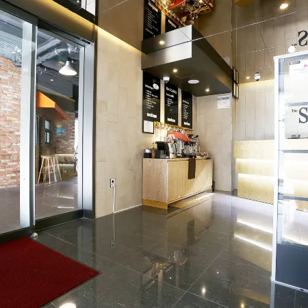 Siheung the S Hotel Отели рядом с достопримечательностью «Парк Окгу»