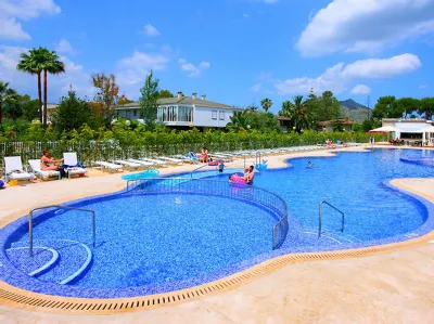 Las Gaviotas Suites Hotel & Spa