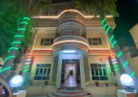 Pitambra Vishranti Grah Hotels in Datia
