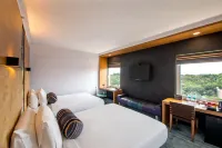 Aloft Bengaluru Whitefield Отели в г. Бангалор