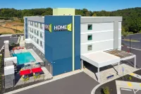Home2 Suites by Hilton Calhoun - 주차장