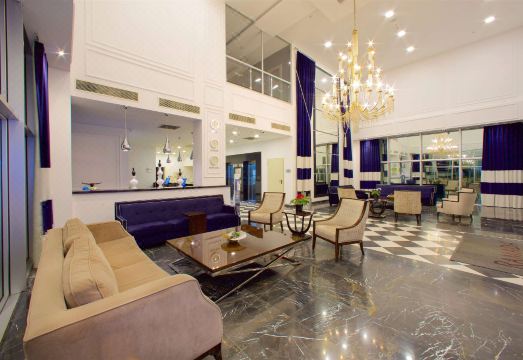 라마다 소마 수영장