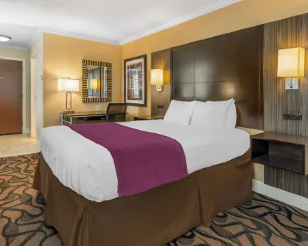 Best Western Plus Airport Plaza Hotels in San Jose