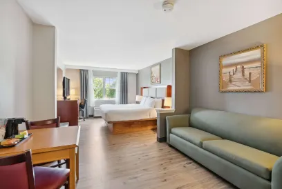 Ramada by Wyndham Saco/Old Orchard Beach Area