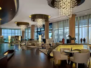 Grand Hyatt Abu Dhabi Hotel and Residence Emirates Pearl