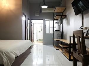 Siri Guesthouse @ Surat Thani