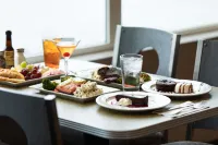 Oxford Suites Silverdale - Desayuno