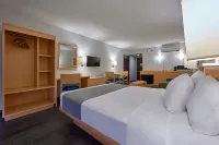 拉薩羅-卡德納斯萬豪城市快捷酒店 酒店