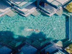 Hotel Tide Phuket Beach Front