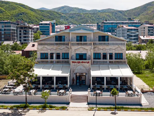 Beyaz Köşk Hotel & Cafe Hotels in İşletme