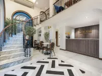 Cherie Bangkok Boutique Hotel Hotels near Queen’s Gallery