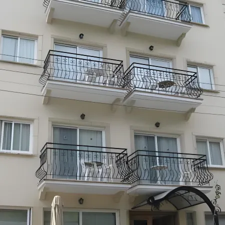 Chrielka Hotel