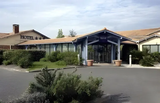 波爾多機場基里亞德名譽酒店