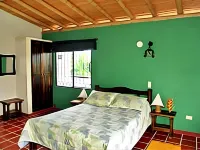 Finca Hotel la Quinta Porra Hotels near La Virginia Park