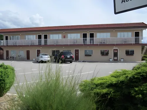 Swiss Sunset Inn فنادق في بينتيكتون