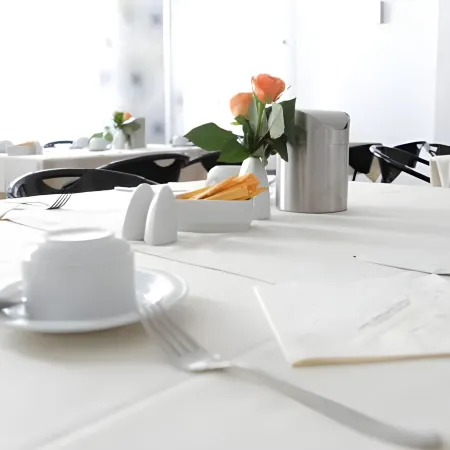 Townhouse Düsseldorf Отели рядом с достопримечательностью «Площадь Карлсплац»