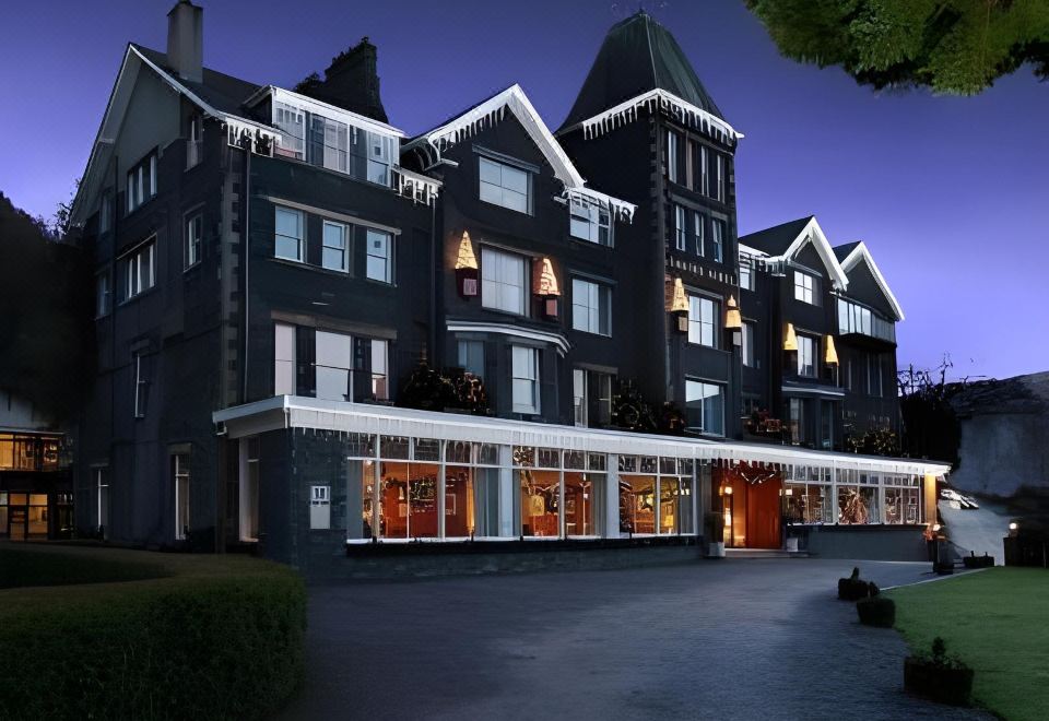 hotel overview picture