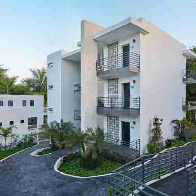 Cristalino Lagoon Front Hotel, Restaurant & Spa Hotel Exterior