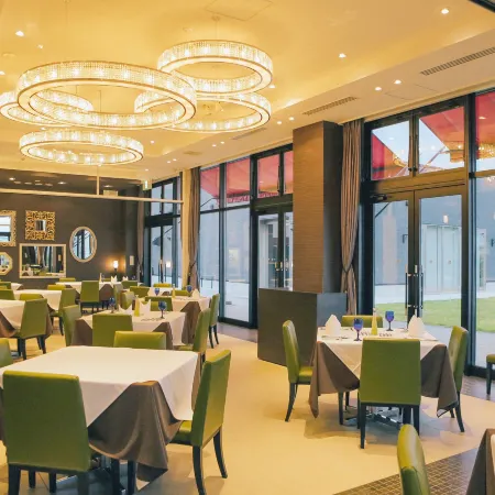 English Garden Hotel Reant Отели в г. Мицукэ