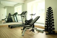 Crystal Kuta Hotel - gimnasio