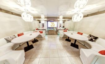 Kotorosl Hotel