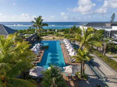 Anantara Iko Mauritius Hotels near Pont Naturel