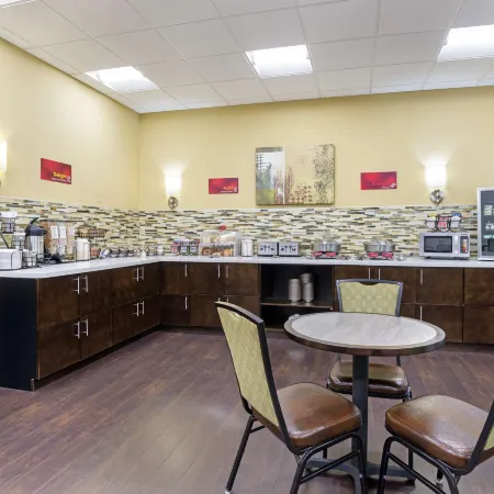 Best Western Plus Thornburg Inn Suites