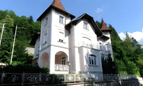 Adora Luxury Hotel