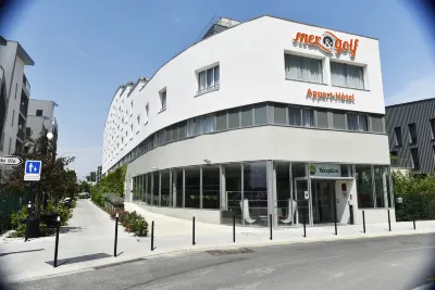 Appart-Hôtel Mer & Golf City Bordeaux Bassins à Flot Hotels near Le Rocher de Palmer