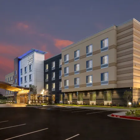 Fairfield Inn & Suites Little Rock Airport
