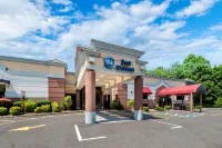 Best Western the Inn at Ramsey Отели рядом с достопримечательностью «вдхр. Макмиллан»