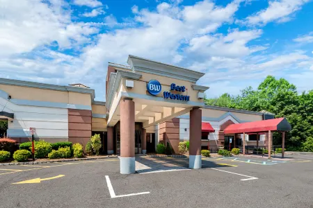 Best Western the Inn at Ramsey Отели в г. Монтебелло