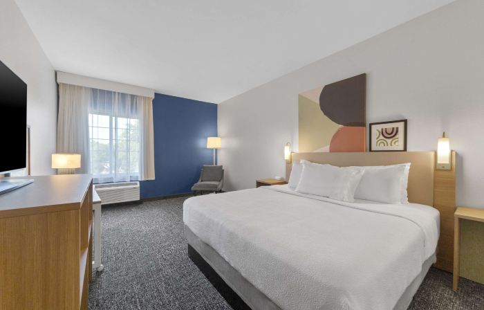 Spark by Hilton San Antonio Dominion