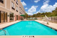 Wingate by Wyndham Destin