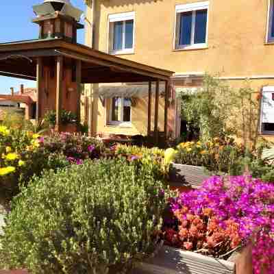 Le Gambetta Hotel Exterior